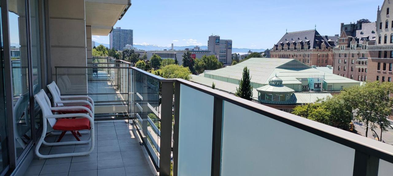 Waterfalls Hotel - Suite In Falls Downtown With Pool Victoria Exterior foto